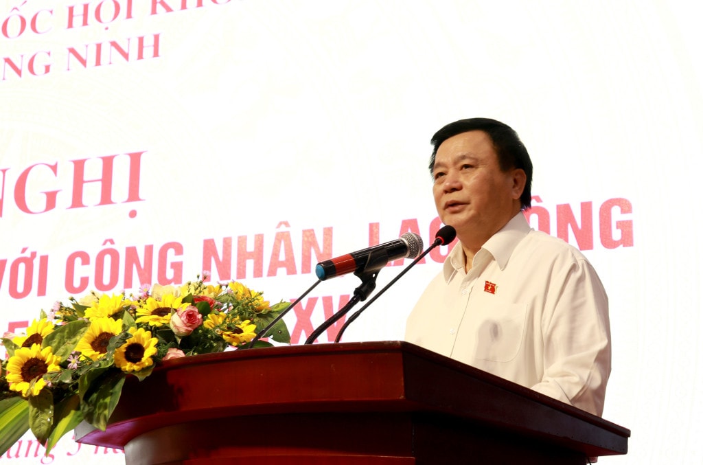 Giám đốc Học viện Chính trị Quốc gia Hồ Chí Minh Nguyễn Xuân Thắng tiếp xúc cử tri chuyên đề với công nhân, lao động Quảng Ninh -0