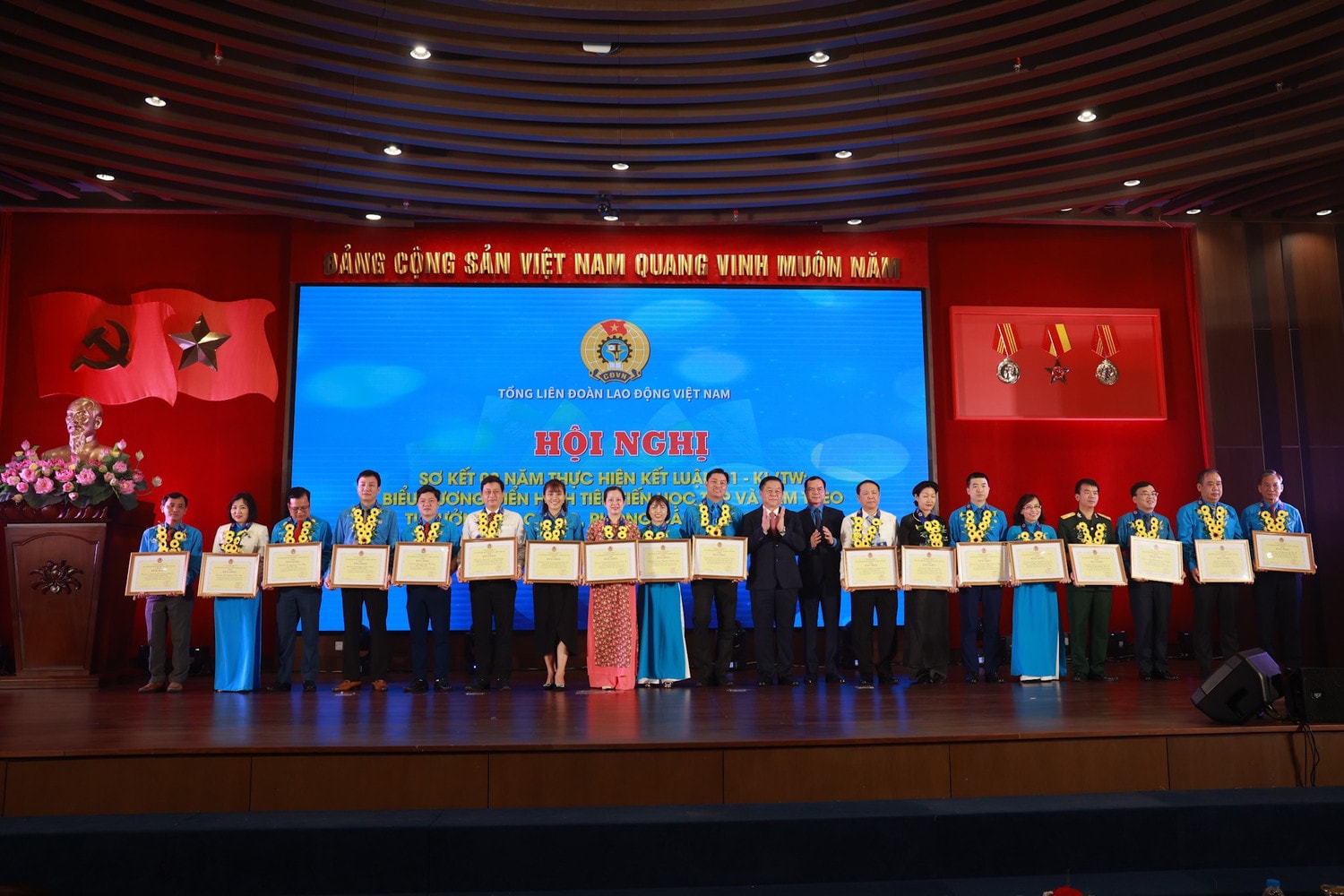 Tư tưởng Hồ Chí Minh luôn là nền tảng cho mọi hoạt động của tổ chức Công đoàn