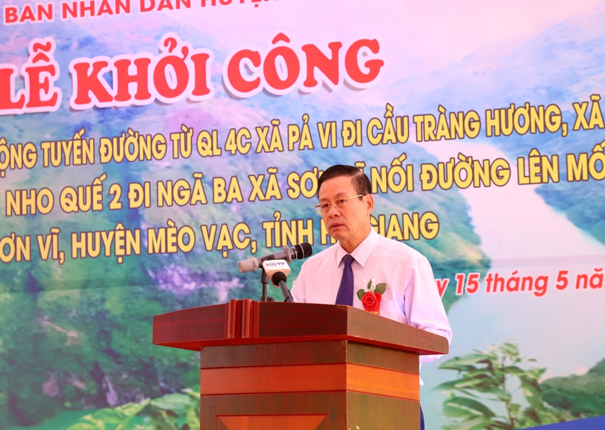 Mèo Vạc khởi công công trình nâng cấp, mở rộng 2 tuyến đường liên xã -0