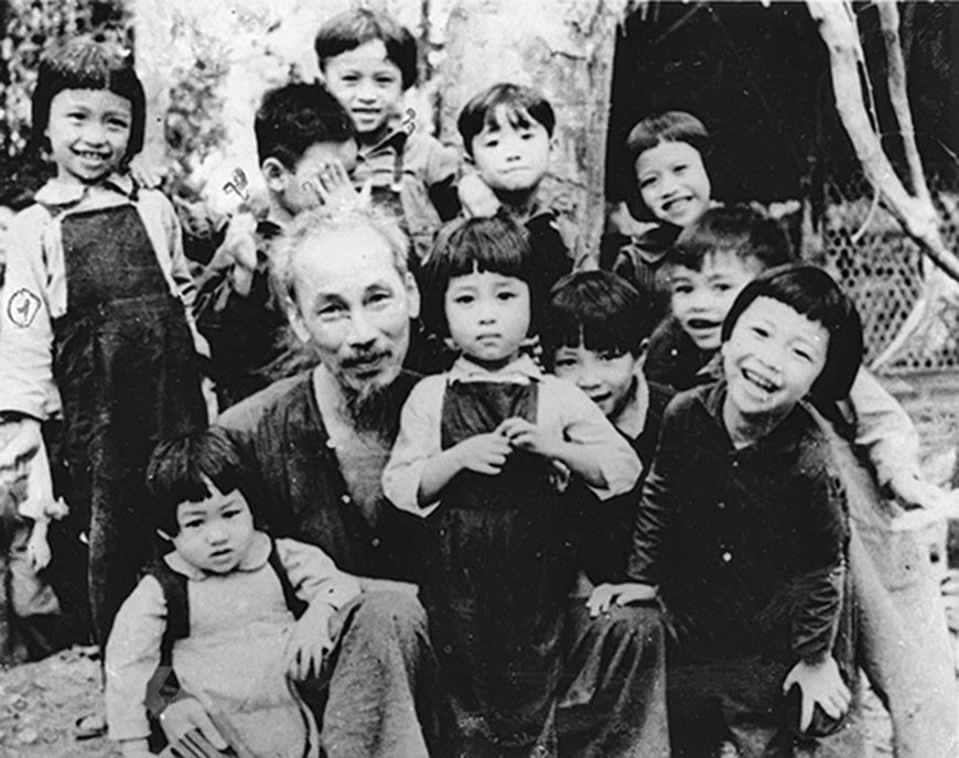 12 ca khúc hay về Bác và tình yêu quê hương -0