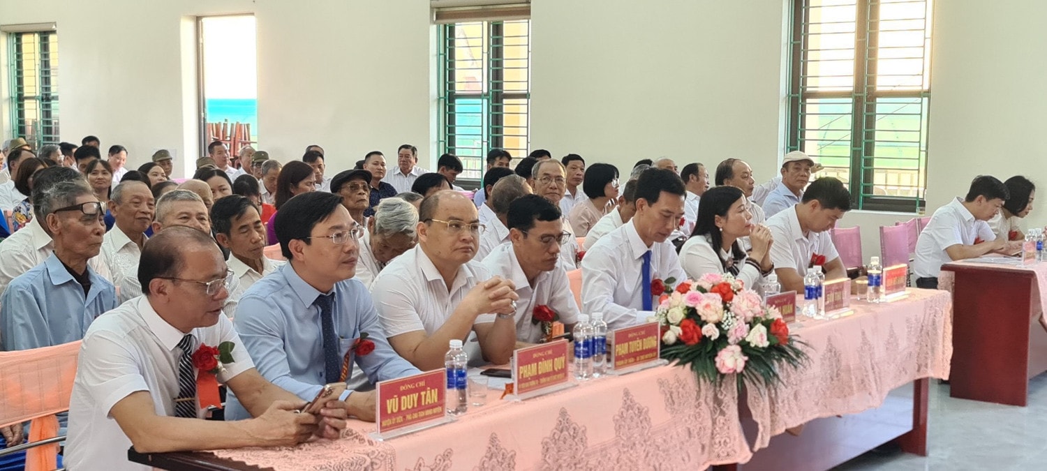 Đảng bộ xã Việt Tiến kỷ niệm 75 năm ngày thành lập chi bộ Đảng Cộng sản đầu tiên -0