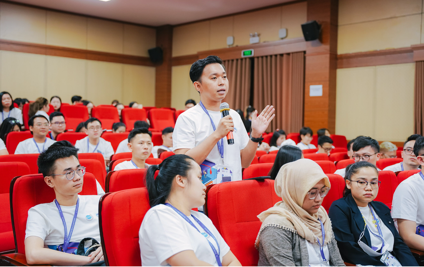 Đoàn Sáng kiến Thủ lĩnh trẻ Đông Nam Á tìm hiểu mô hình đổi mới giáo dục Trường ĐH Ngoại thương -0