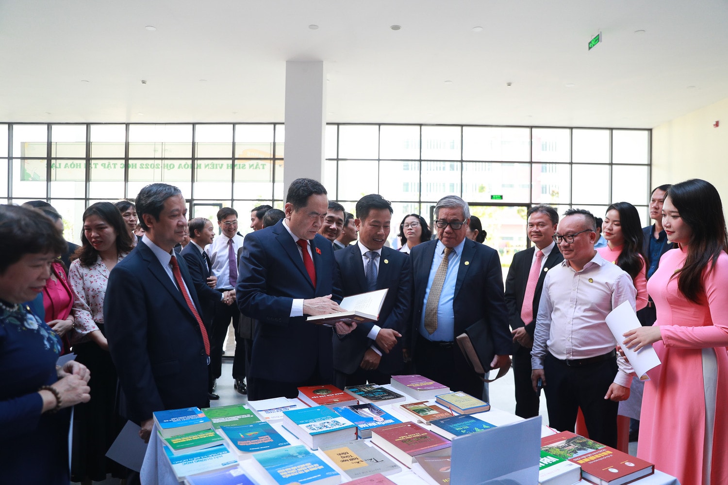 Một năm nhiều dấu ấn của Đại học Quốc gia Hà Nội tại Hòa Lạc -0