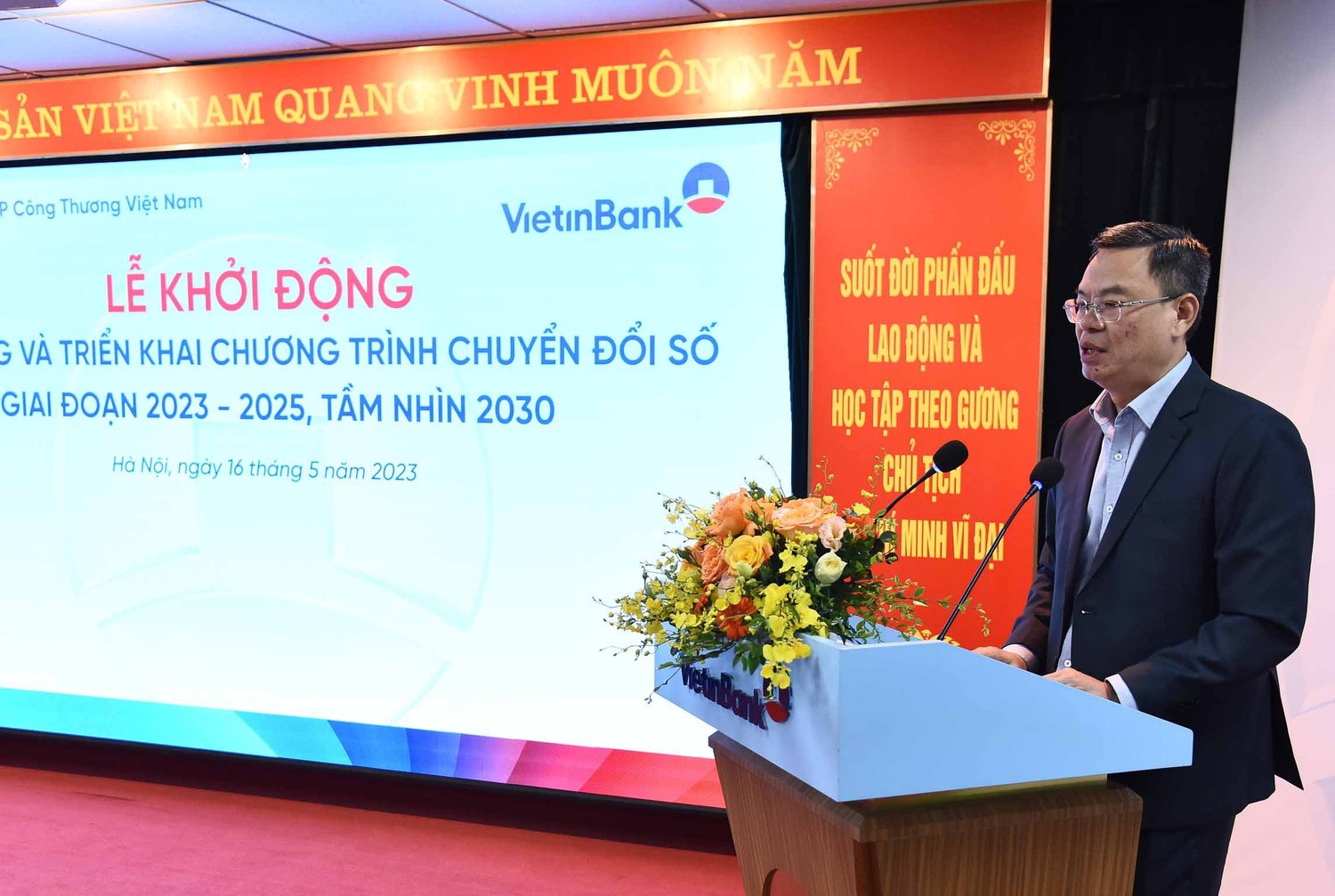 Chủ tịch HĐQT VietinBank Trần Minh Bình phát biểu tại Lễ Khởi động xây dựng và triển khai chương trình Chuyển đổi số tại VietinBank giai đoạn 2023 - 2025, tầm nhìn 2030 Định vị và tạo đà bứt phá -0