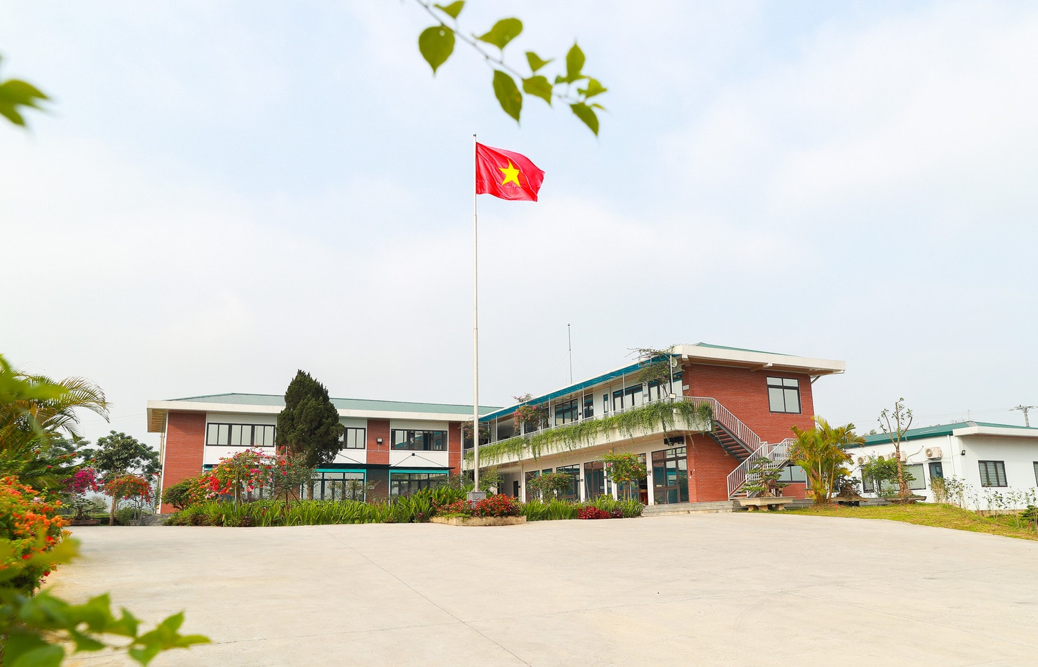 Một năm nhiều dấu ấn của Đại học Quốc gia Hà Nội tại Hòa Lạc -0