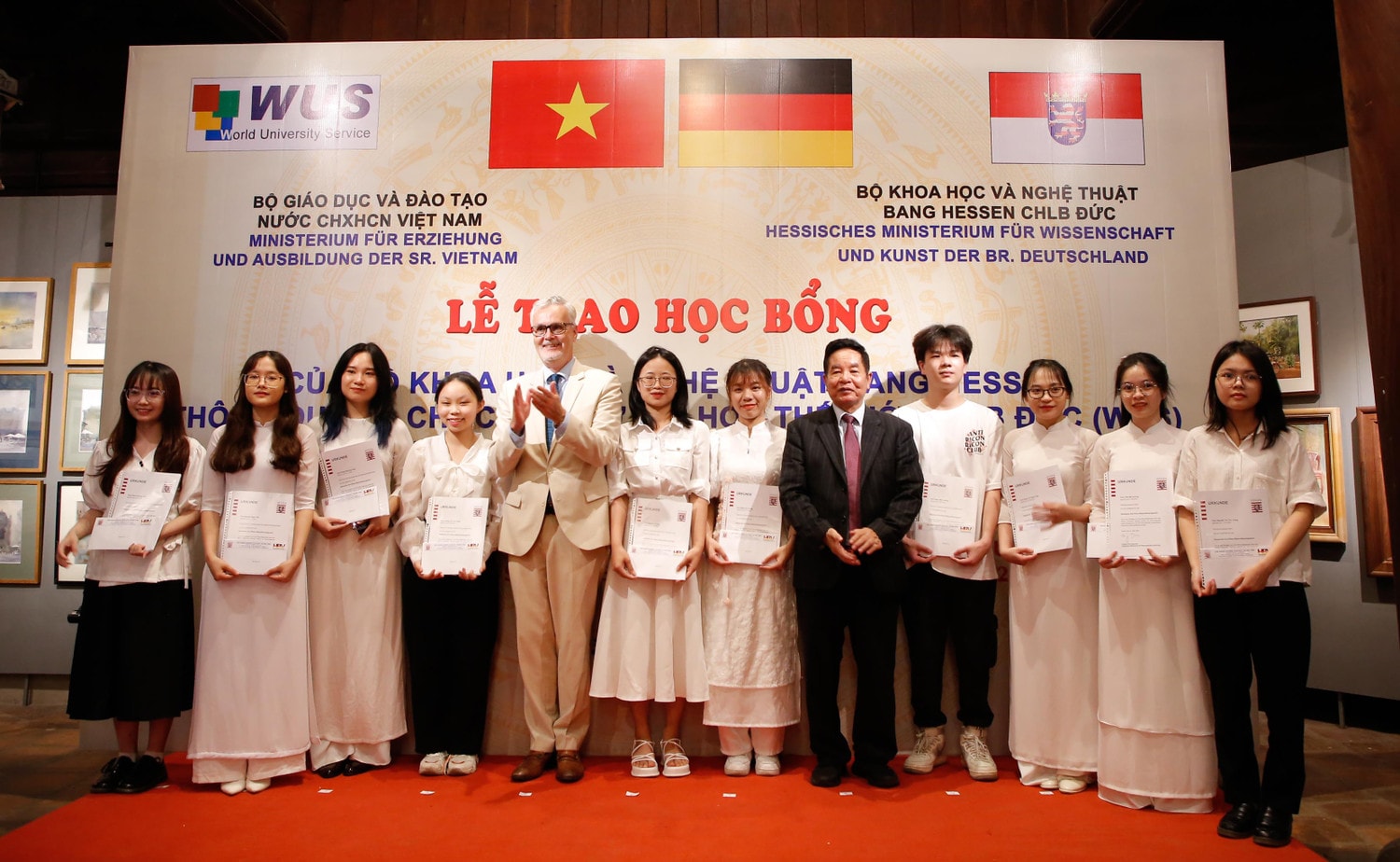 90 sinh viên xuất sắc khu vực phía Bắc nhận học bổng Bang Hessen CHLB Đức -0