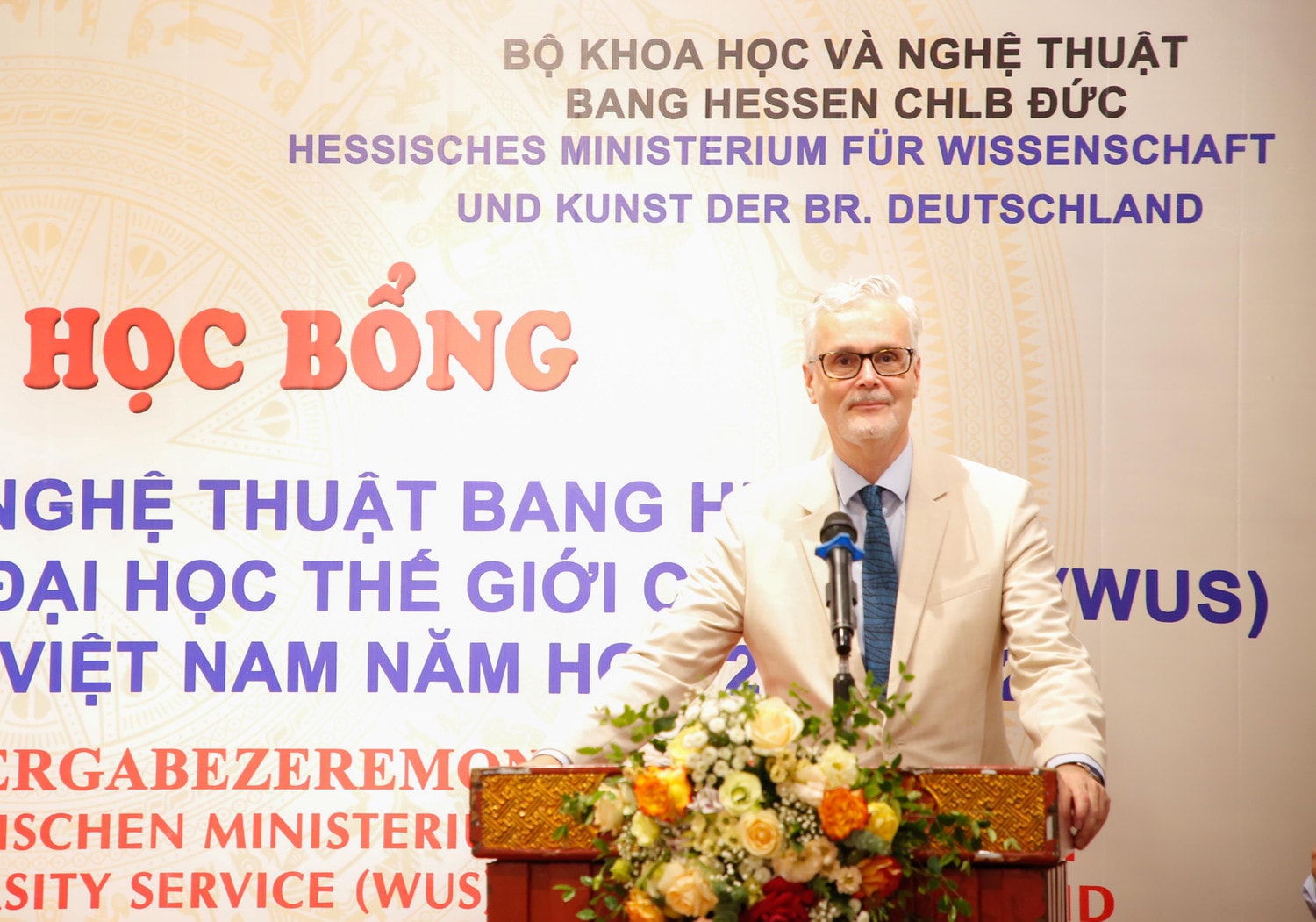 90 sinh viên xuất sắc khu vực phía Bắc nhận học bổng Bang Hessen CHLB Đức -0