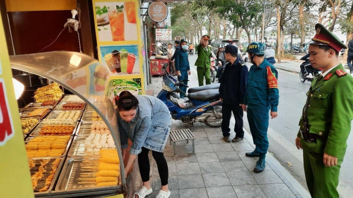 Hà Nội: Sẽ lập đề án quản lý vỉa hè đảm bảo hài hòa, giữ vững sinh kế cho người dân -0