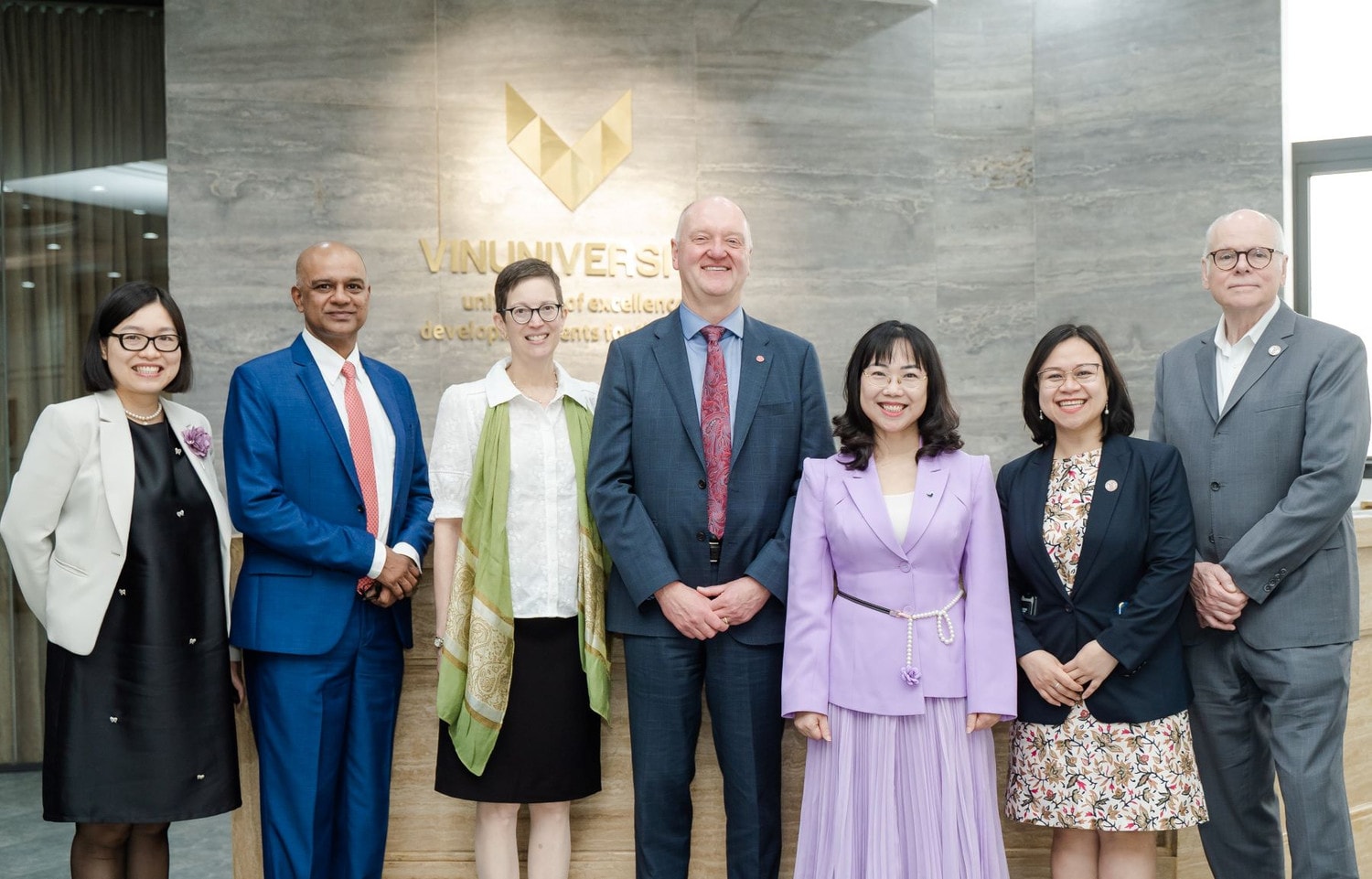 Giáo sư Đại học Cornell: “Tôi bất ngờ vì sự phát triển nhanh chóng của VinUni” -0