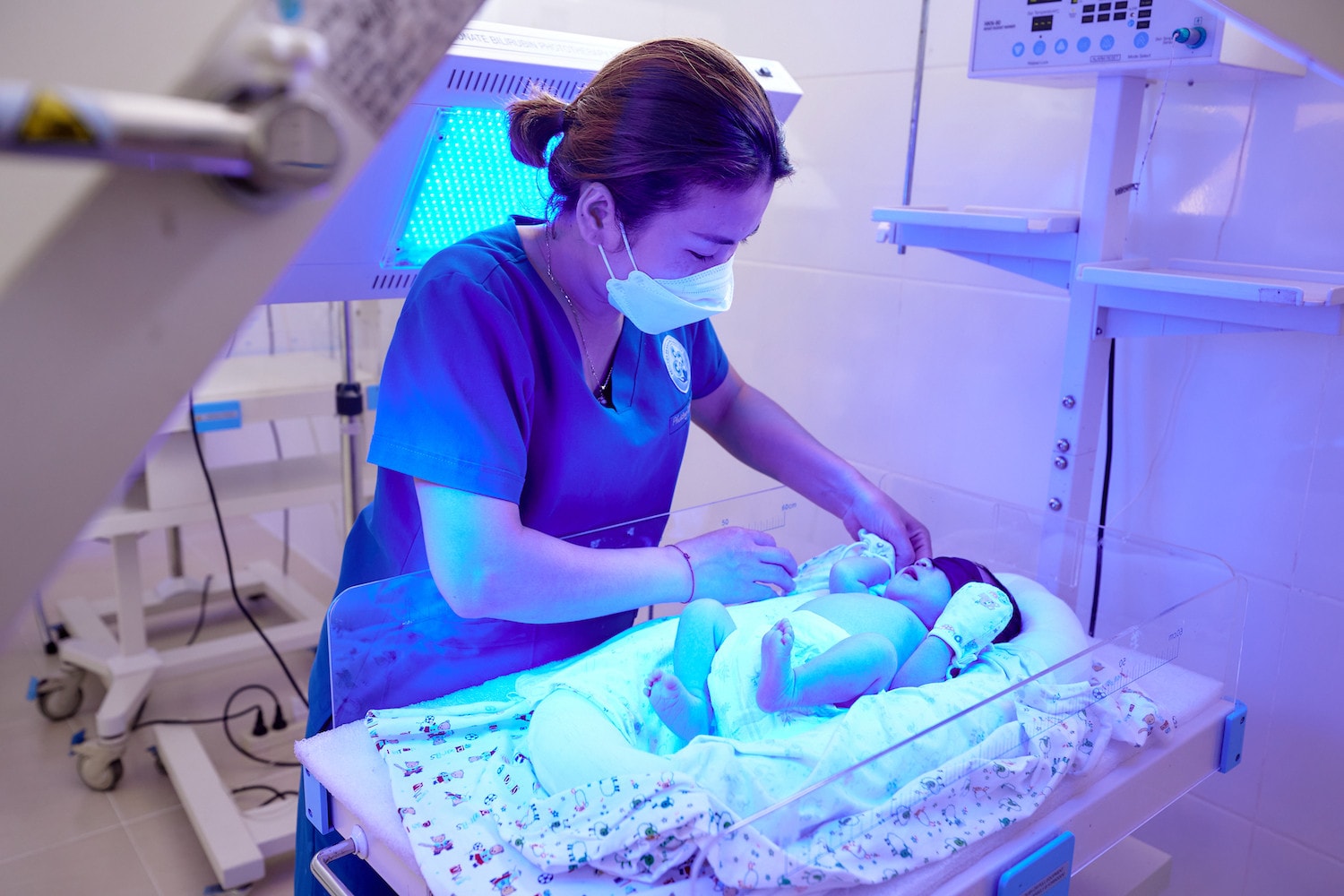Sun Group chuyển giao tòa nhà khám chữa bệnh hiện đại cho Bệnh viện đa khoa Định Hóa -0