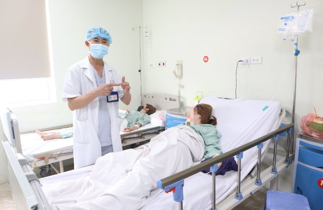 Cô dâu bị kim đâm xuyên người ngay trong ngày cưới -0
