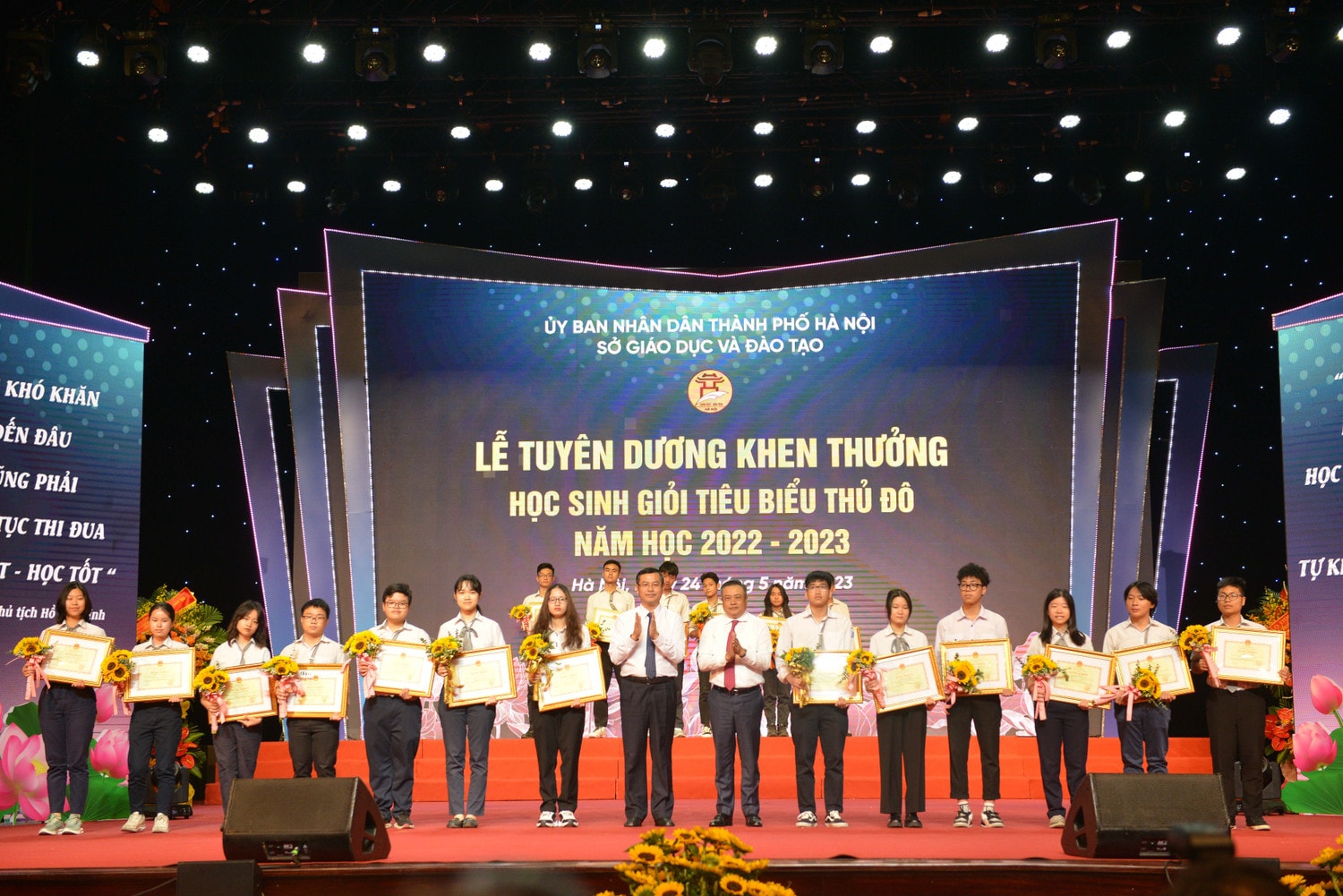 Hà Nội: Tuyên dương 759 học sinh giỏi tiêu biểu năm học 2022 - 2023 -0