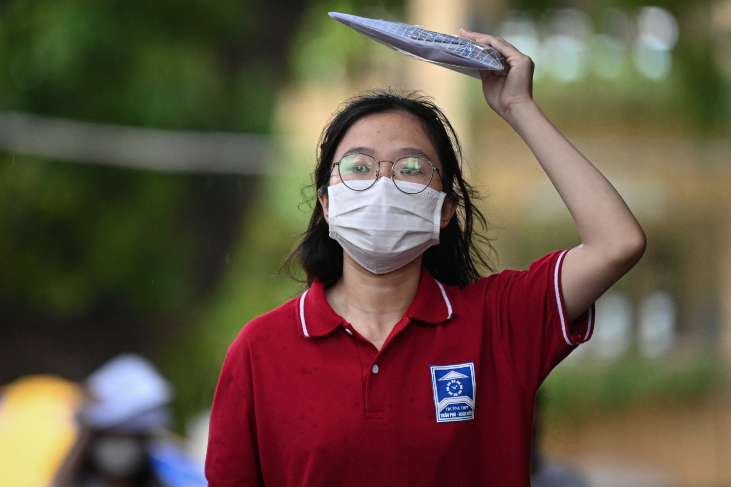 Thí sinh dự thi tốt nghiệp THPT năm 2022 Tranh cãi việc xuất hiện môn Văn trong tổ hợp xét tuyển ngành Y khoa -0