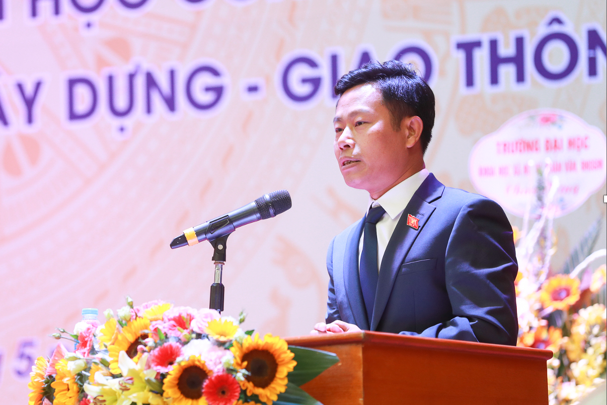GS.TS Chử Đức Trình được bổ nhiệm làm Hiệu trưởng trường ĐH Công nghệ -0