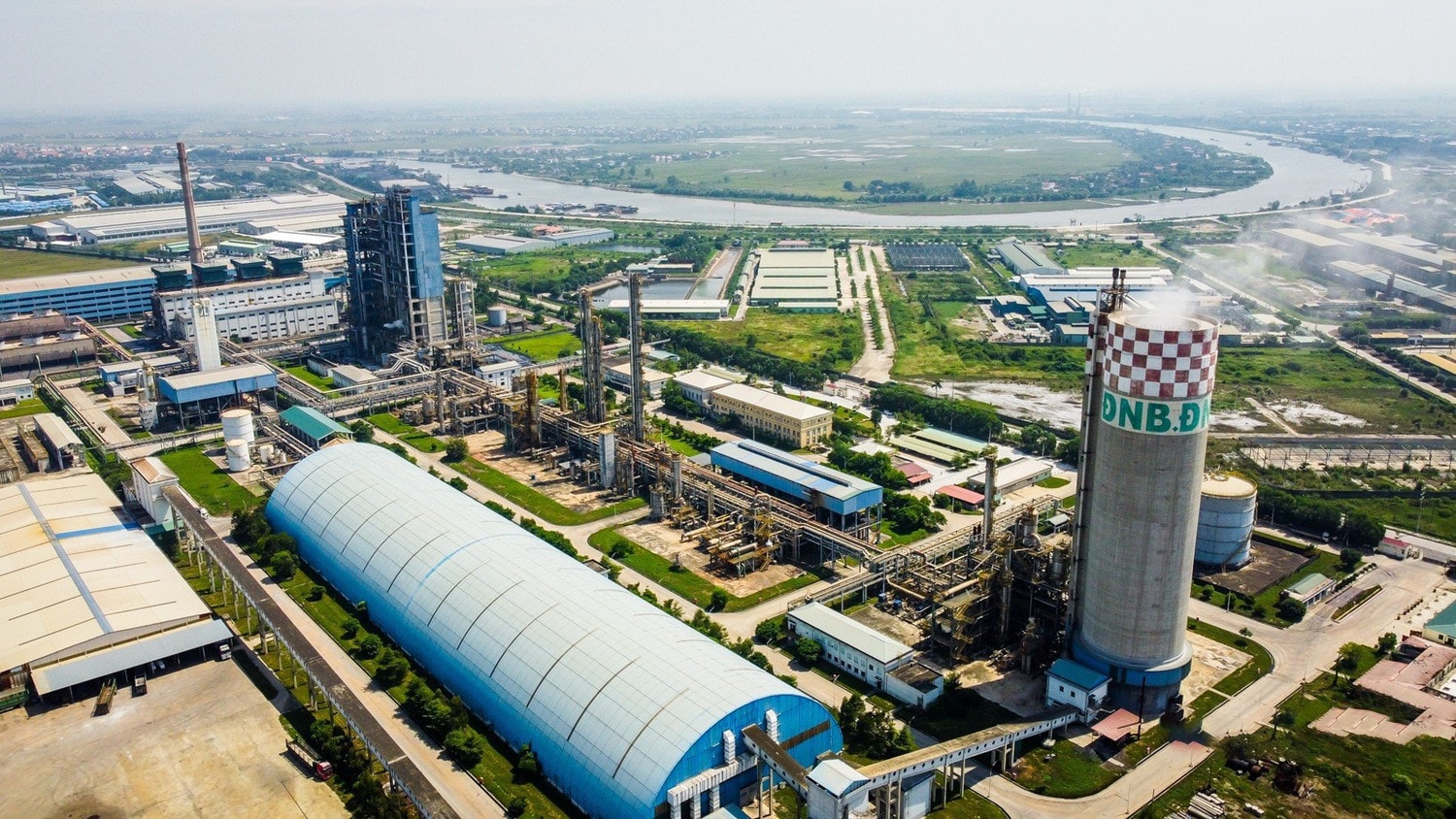 VINACHEM: Vượt qua thách thức, vững bước đi lên -0