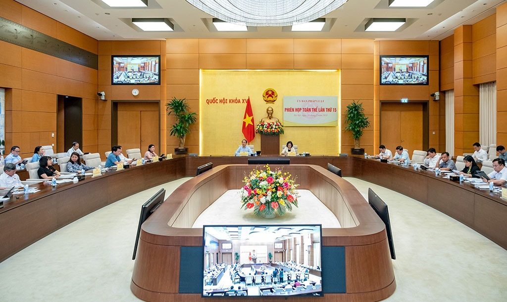 Ủy ban Pháp luật họp Phiên toàn thể lần thứ 15 -0