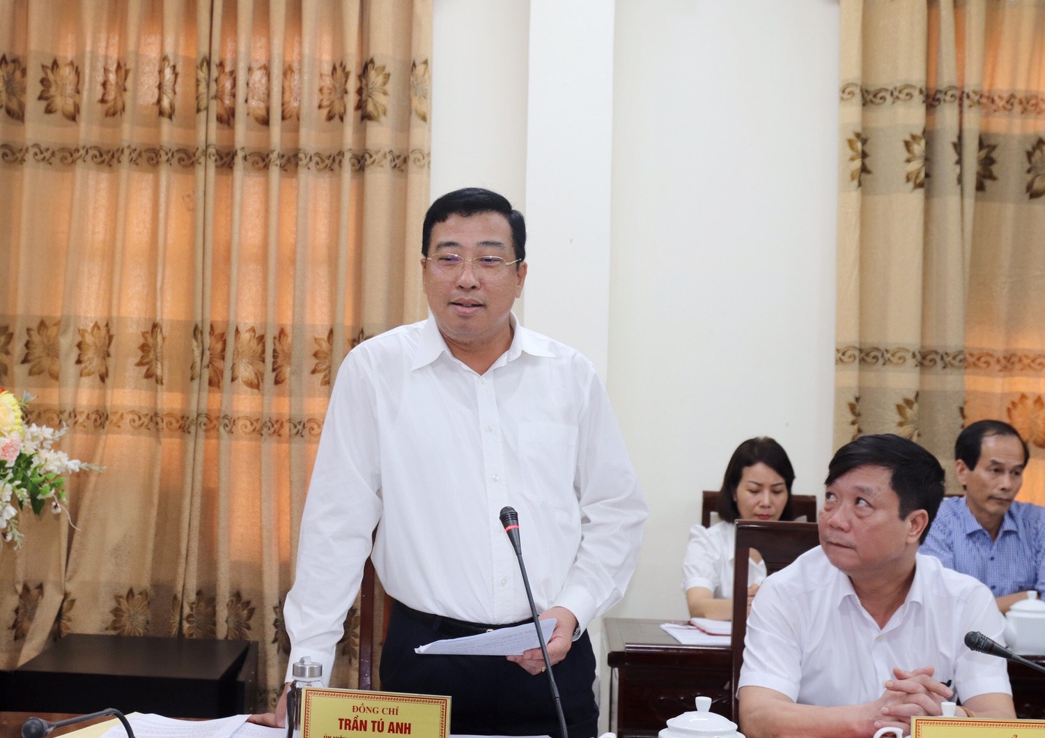 Cần quan tâm đầu tư cơ sở vật chất, trang thiết bị tại các cơ sở y tế -0