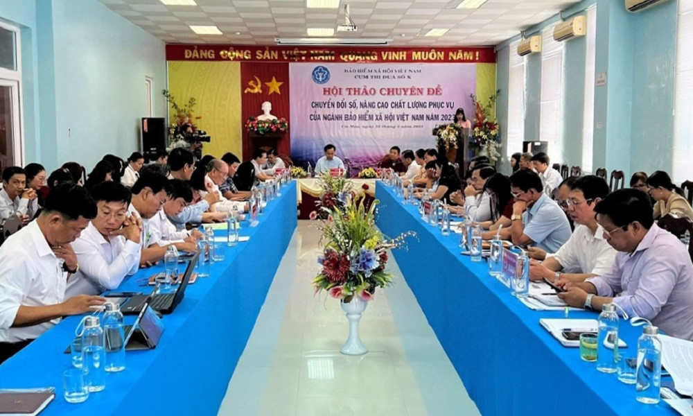 Chia sẻ kinh nghiệm nâng cao chất lượng phục vụ người dân ảnh 1