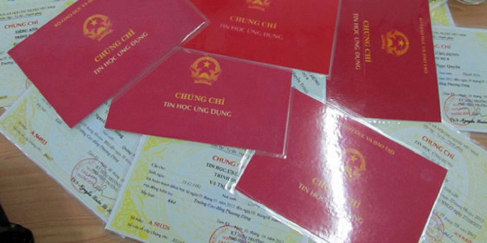 Yêu cầu về chuẩn tiếng Anh, tin học đầu vào của công chức năm 2023 -0