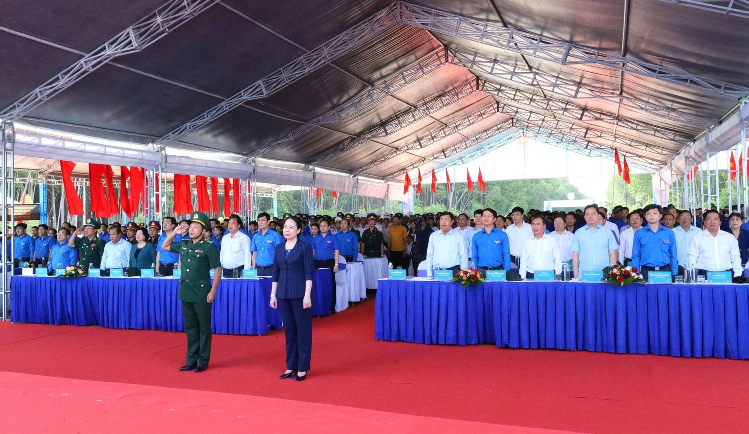 Phó Chủ tịch nước Võ Thị Ánh Xuân dự Lễ ra quân Thanh niên tình nguyện Hè ở Cà Mau
