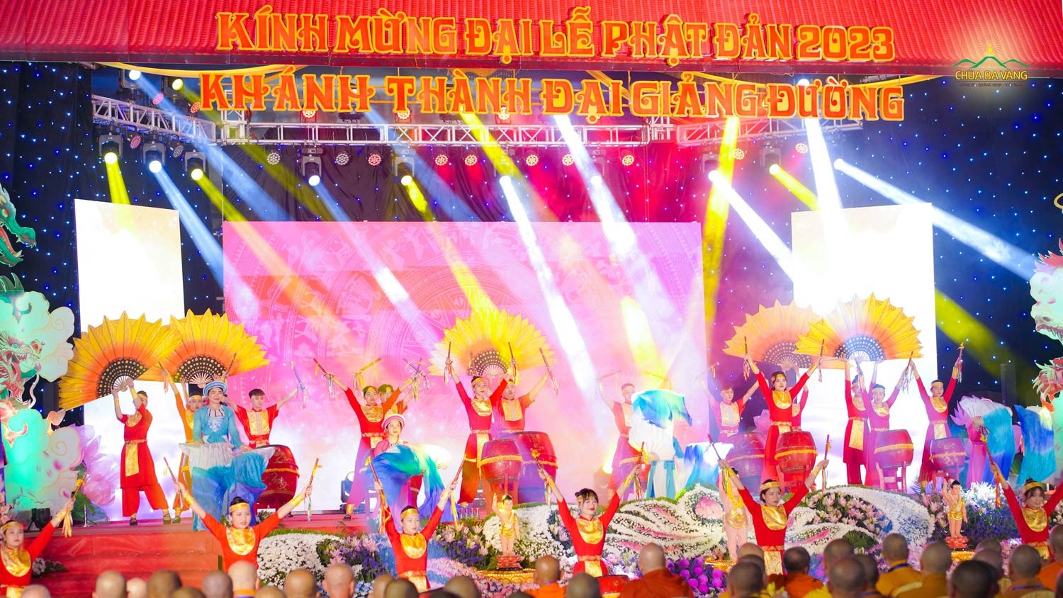 Đại lễ Phật đản chùa Ba Vàng 2023 - Những dấu ấn còn đọng lại mãi -0