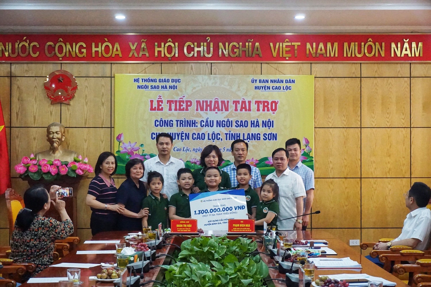 Phụ huynh, học sinh Trường Ngôi sao Hà Nội hỗ trợ xây 4 cây cầu cho vùng khó khăn -0