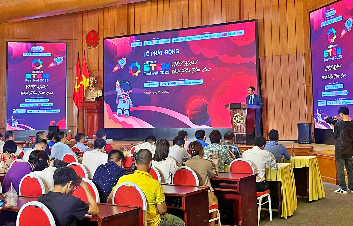 Thúc đẩy ứng dụng khoa học và công nghệ vào cuộc sống -0