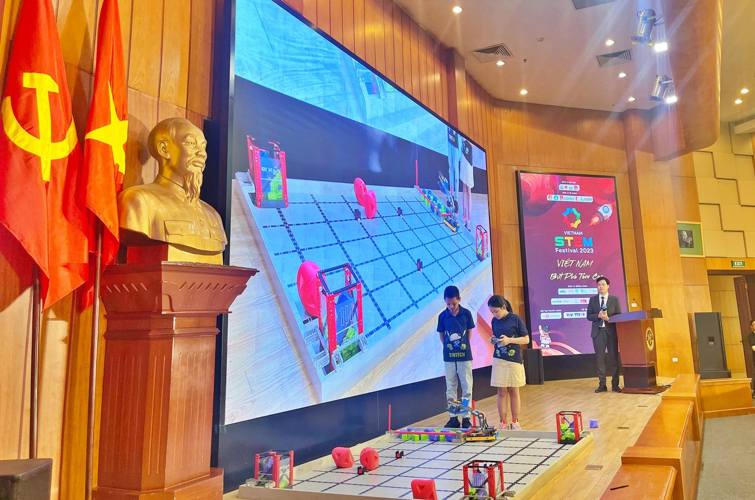 Thúc đẩy ứng dụng khoa học và công nghệ vào cuộc sống -0