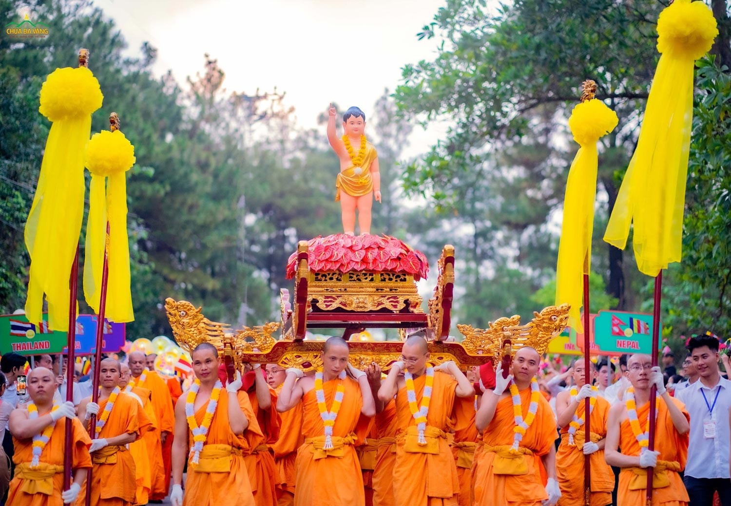 Bài 2: Sản phẩm du lịch văn hóa tâm linh đặc sắc miền Kinh đô Phật giáo -0