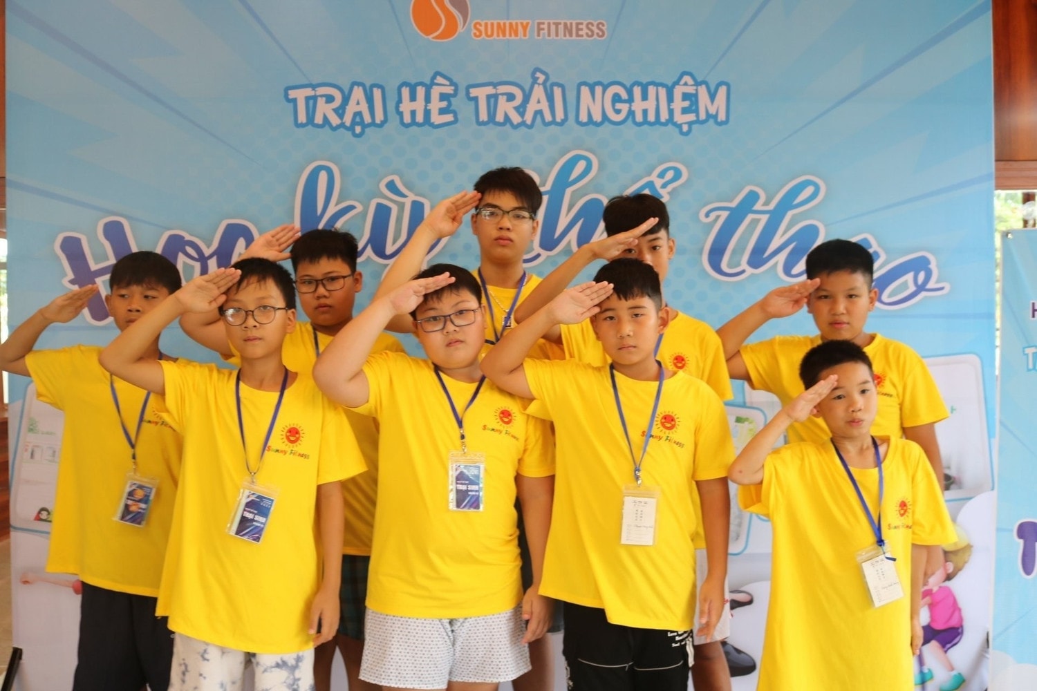 Phụ huynh chi tiền triệu cho con tham gia các trại hè để duy trì thói quen học tập -0