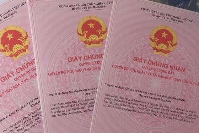 TP. Hồ Chí Minh áp dụng mức thu phí mới khi làm giấy tờ nhà, đất -0