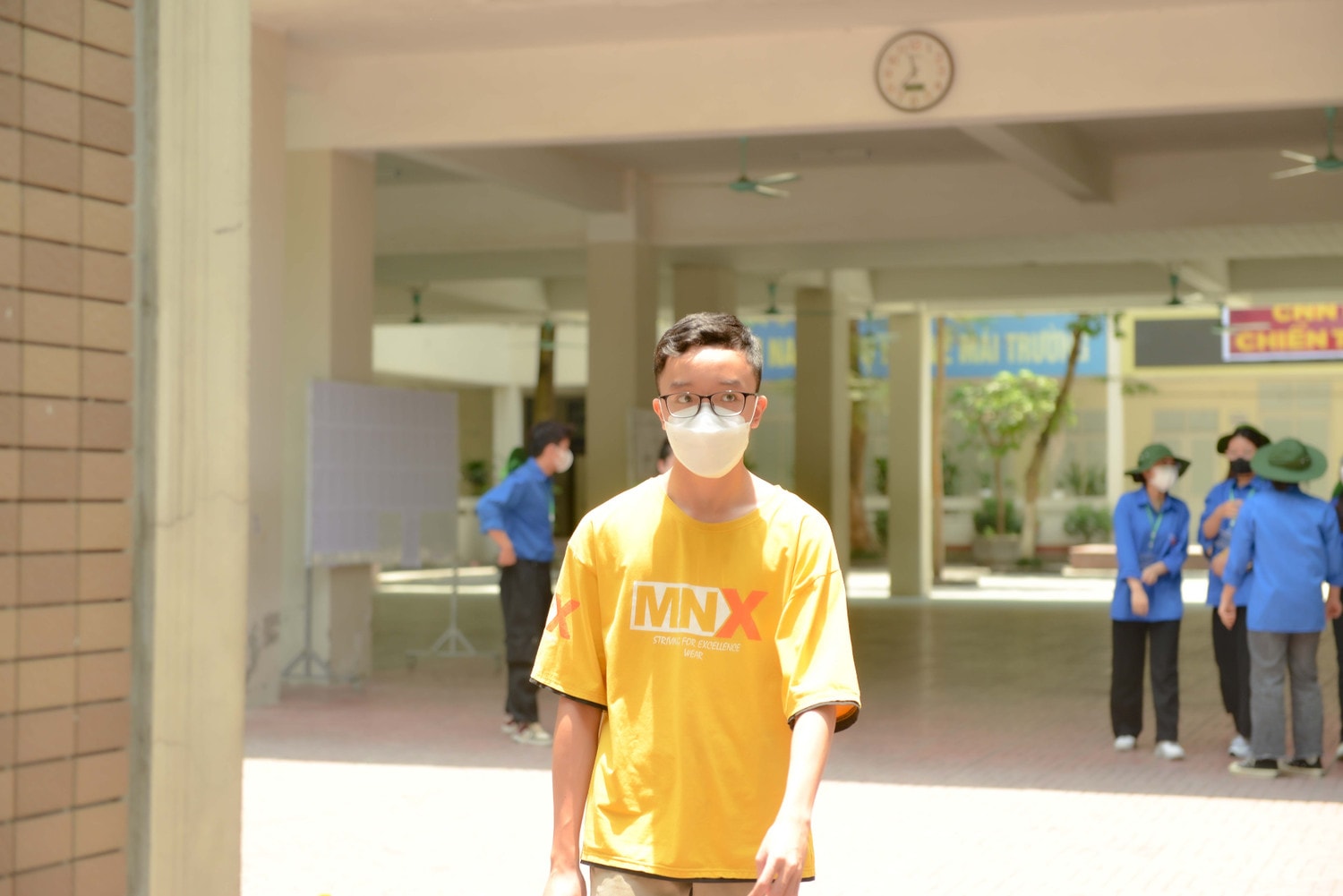 Đề thi THPT chuyên Ngoại ngữ: Môn Văn dễ thở, môn Toán 