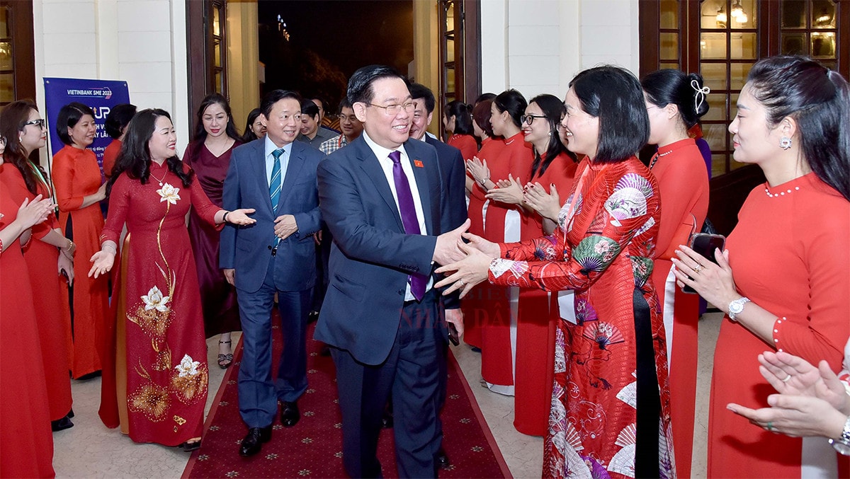 Một số hình ảnh Chương trình nghệ thuật “Vinh quang Tổ quốc Việt Nam” -1