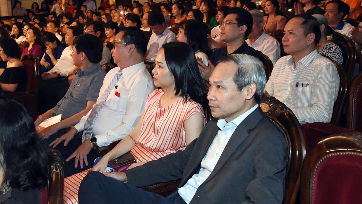 Một số hình ảnh Chương trình nghệ thuật “Vinh quang Tổ quốc Việt Nam” -6
