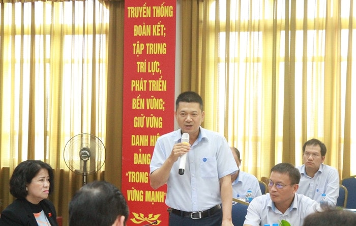Ủy ban Khoa học, công nghệ và môi trường khảo sát việc khai thác, sản xuất, kinh doanh nước sạch tại Hà Nội ảnh 4 Thường trực Ủy ban Khoa học, công nghệ và môi trường khảo sát thực tế khai thác, sản xuất, kinh doanh nước sạch tại Hà Nội