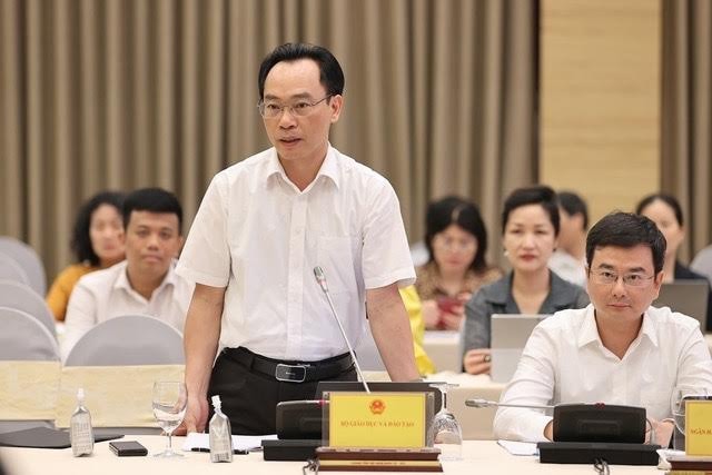 Thứ trưởng Bộ GD-ĐT: “Chưa có chủ trương chỉ đạo Bộ GD-ĐT tổ chức biên soạn bộ SGK” -0