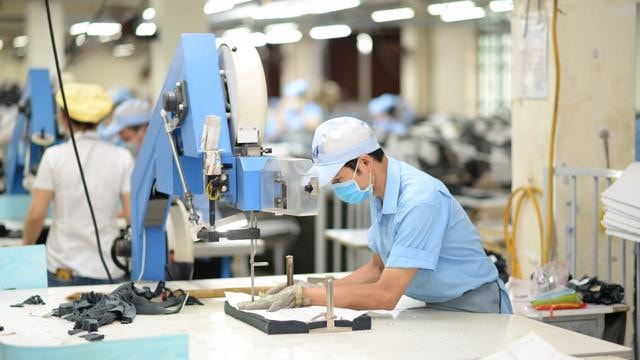 Những ngành nghề cắt giảm nhiều lao động nhất trong những tháng đầu năm -0