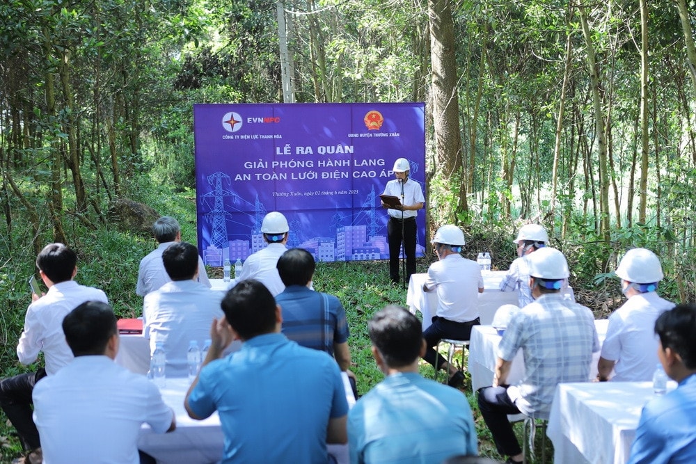 Công ty Điện lực Thanh Hóa ra quân giải phóng hành lang an toàn lưới điện năm 2023 -0