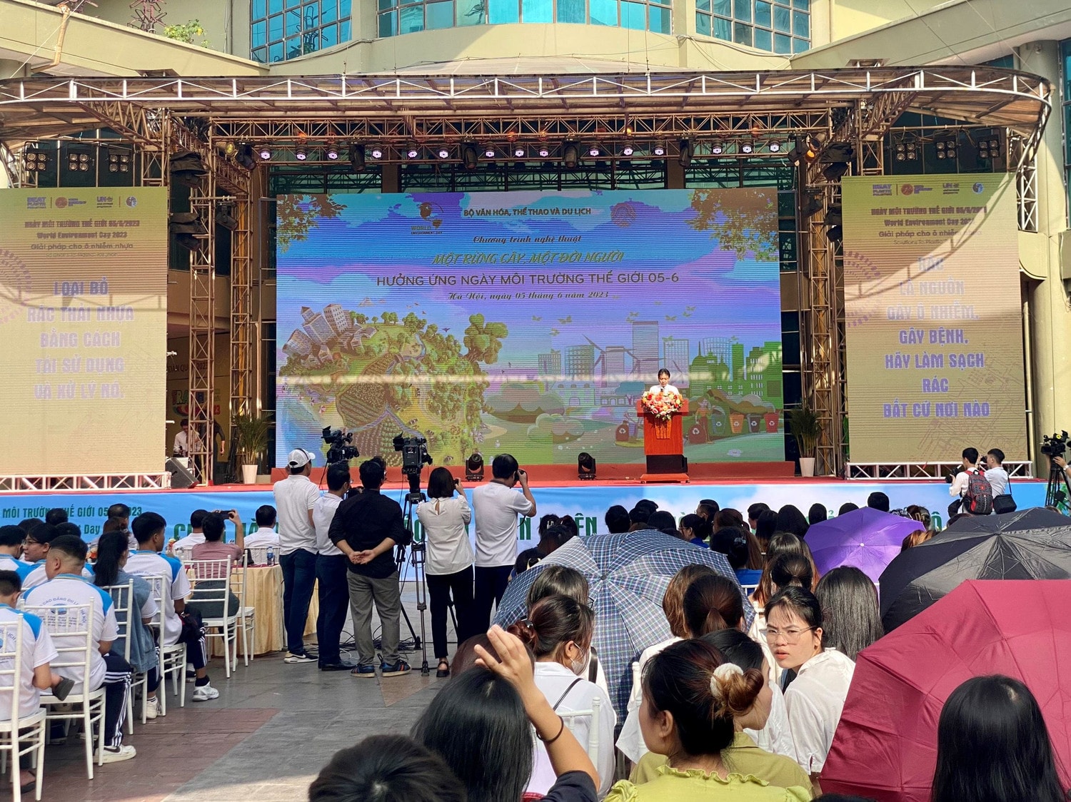  “Một rừng cây, một đời người” -0