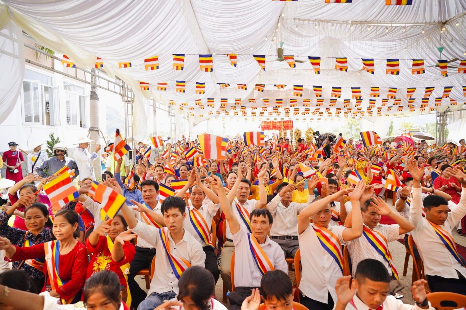 Quảng Bình: Đại lễ Phật đản 2023 - sự kiện quan trọng của Phật giáo huyện miền núi, biên giới Minh Hóa -0