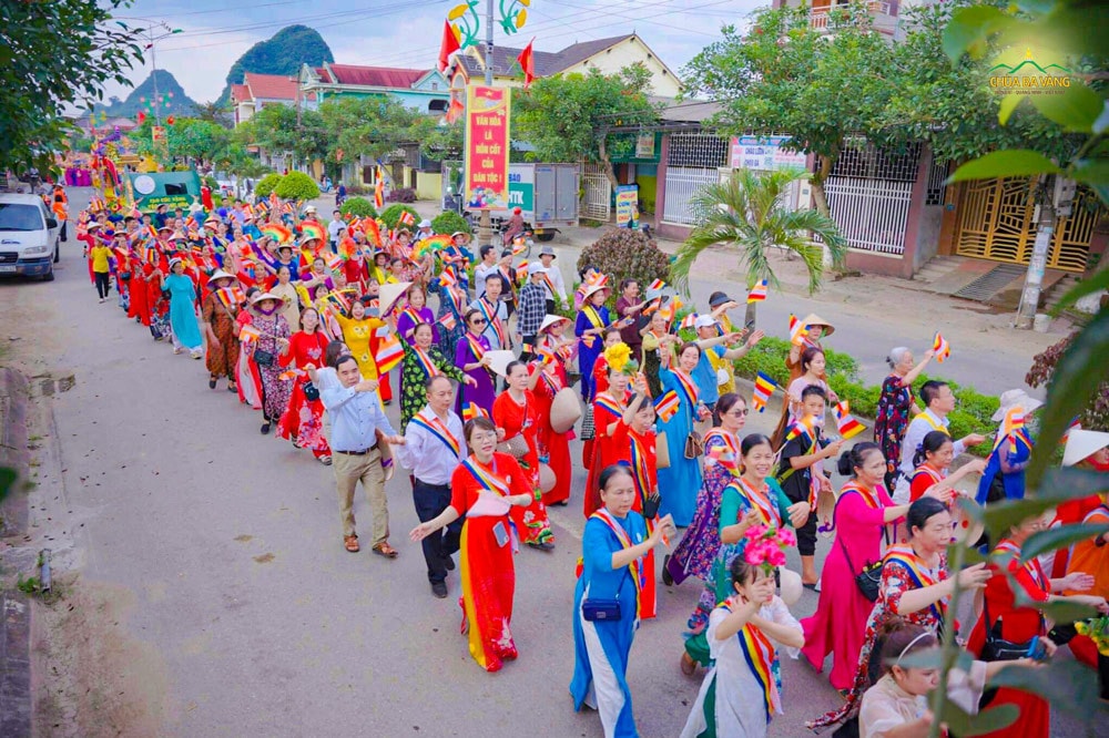 Quảng Bình: Đại lễ Phật đản 2023 - sự kiện quan trọng của Phật giáo huyện miền núi, biên giới Minh Hóa -0
