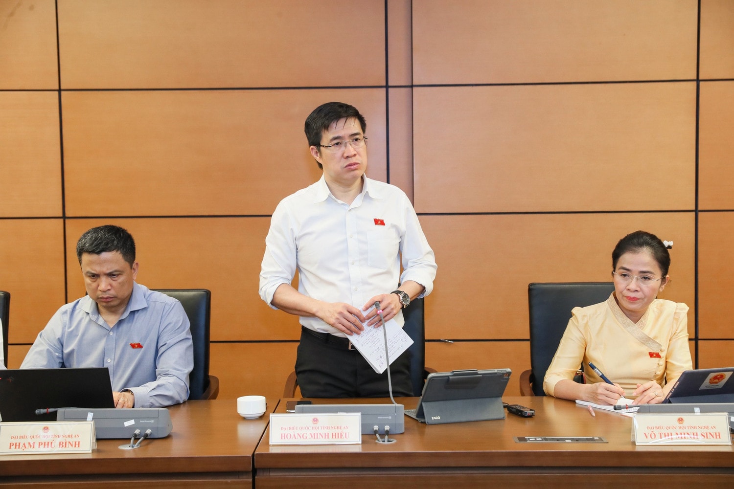 Khuyến khích sự giám sát của người dân đối với dòng chảy tối thiểu -0
