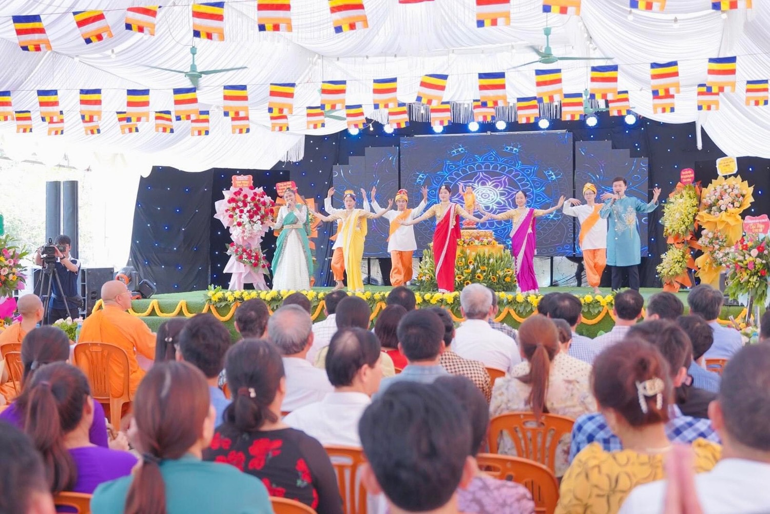 Quảng Bình: Đại lễ Phật đản 2023 - sự kiện quan trọng của Phật giáo huyện miền núi, biên giới Minh Hóa -0