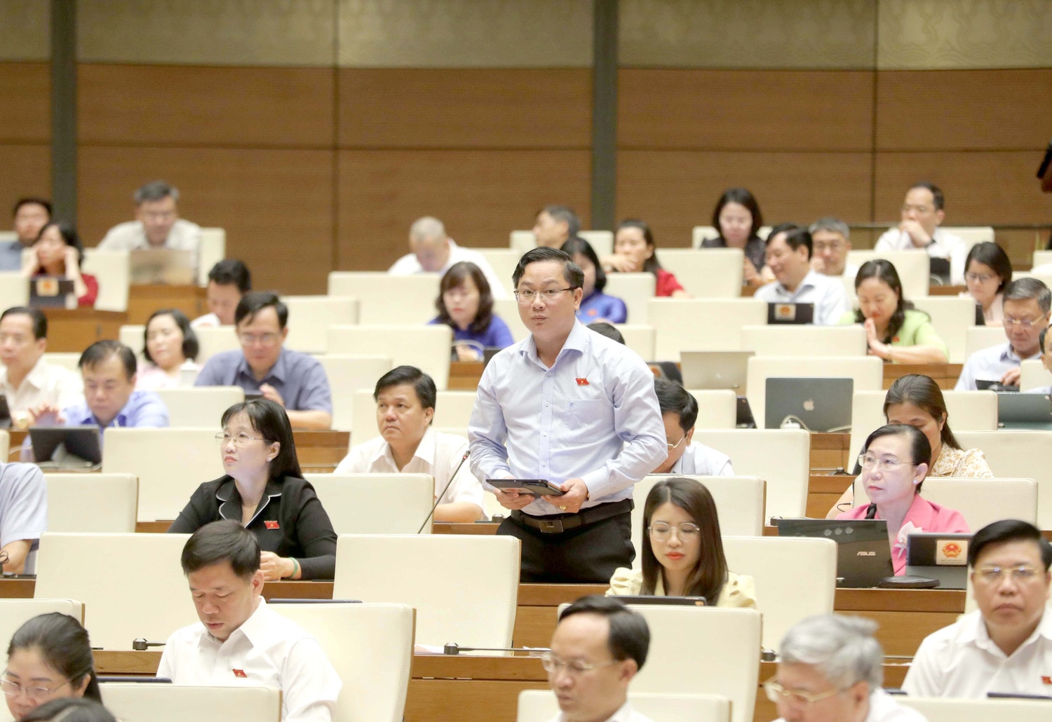 Cơ quan công quyền làm sai thì phải xin lỗi và xử lý theo quy định -0