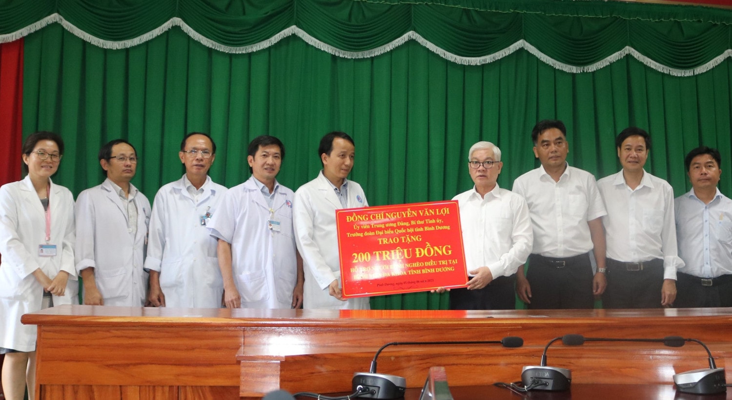 Bình Dương: Nâng cao chất lượng khám chữa bệnh của bệnh viện công -0