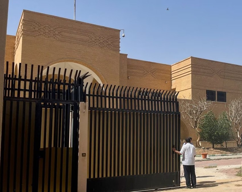 Đại sứ quán Iran tại Ảrập Xêút chính thức mở cửa trở lại lần đầu tiên sau 7 năm -0
