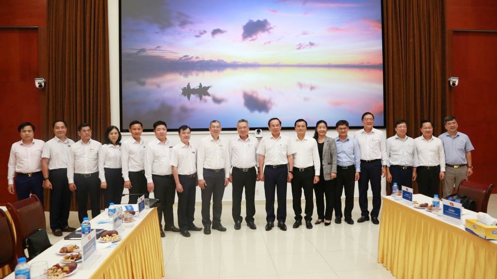 Bí thư Thành ủy TP. Hồ Chí Minh Nguyễn Văn Nên thăm, làm việc với EVNHCMC -0