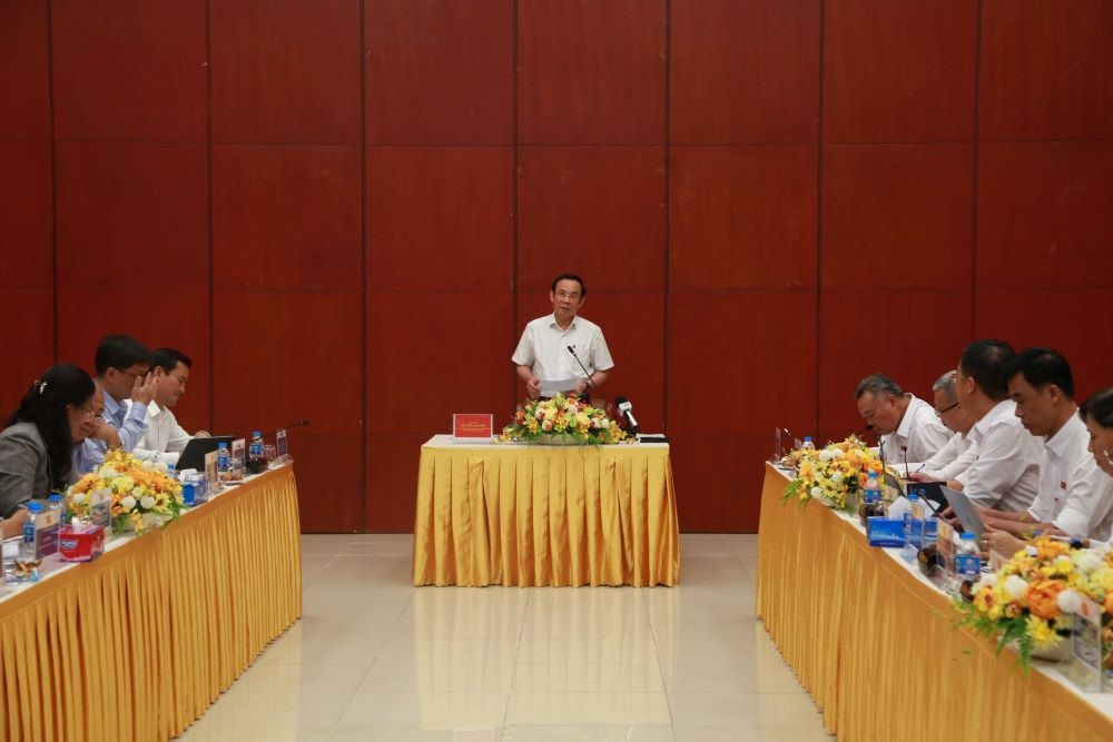 Bí thư Thành ủy TP. Hồ Chí Minh Nguyễn Văn Nên thăm và làm việc với EVNHCMC -0