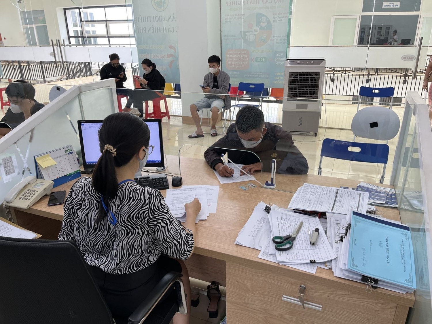 Người lao động không “mặn mà” học nghề -0