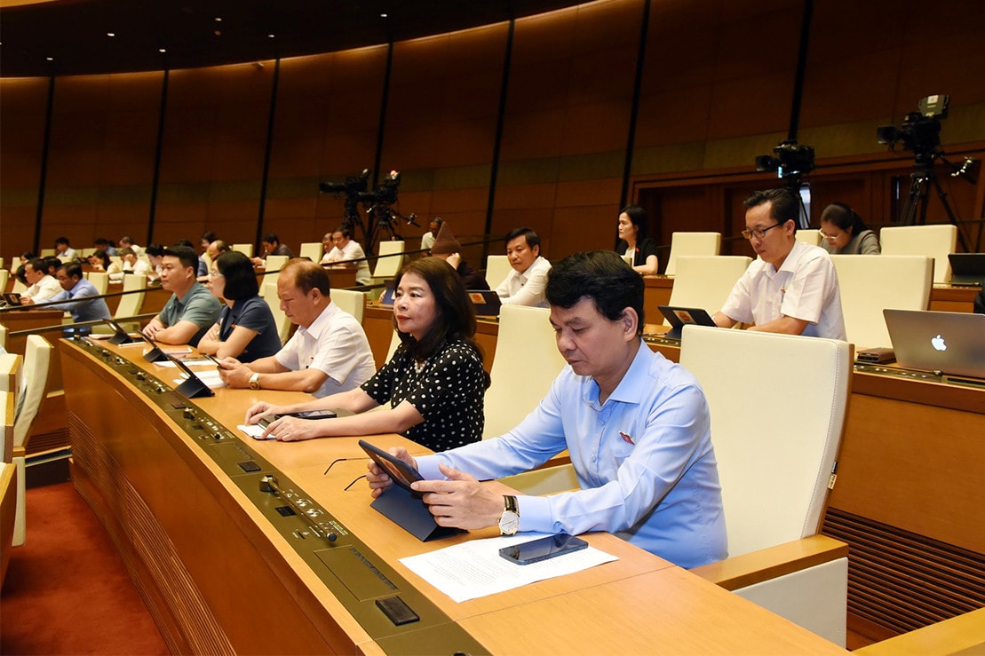 Đi đến cùng vấn đề đã chất vấn, giám sát -0